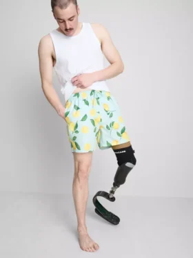 Badeshorts med citronprint