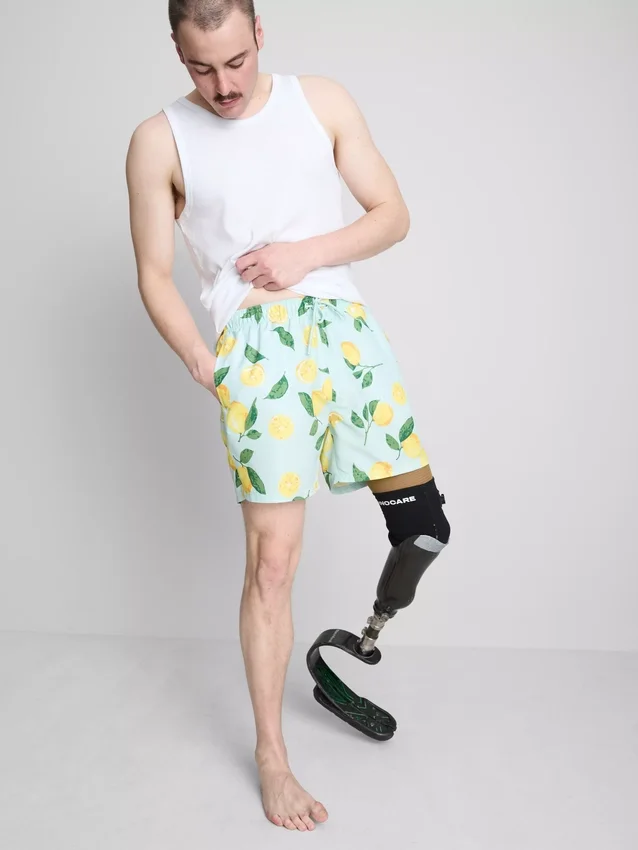 Badeshorts med citronprint