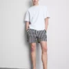 Badeshorts med striber i liggestolsstil
