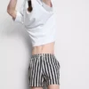 Badeshorts med striber i liggestolsstil