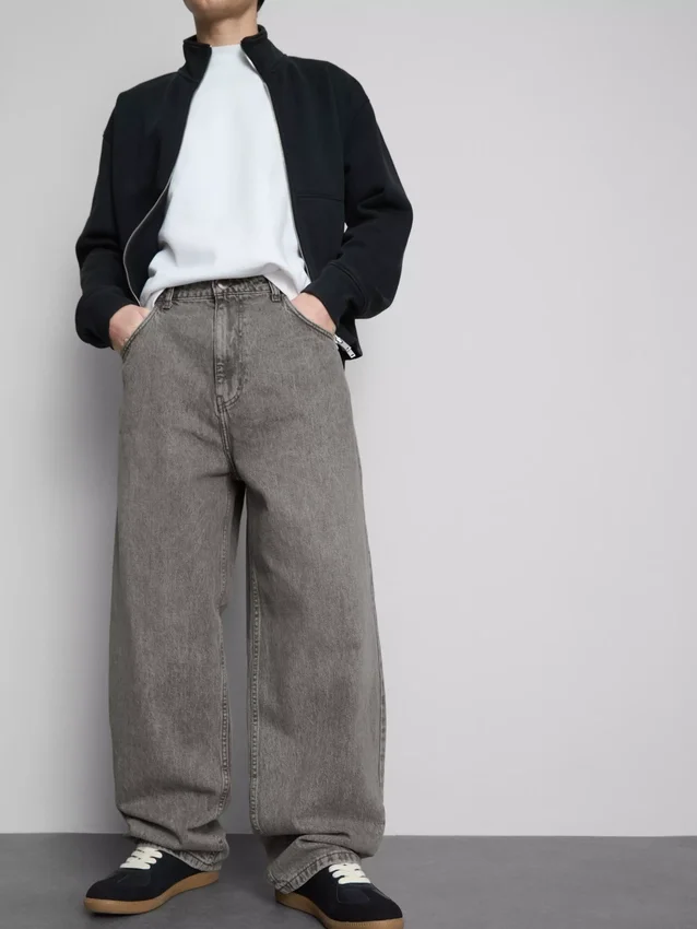 Baggy jeans med mellemhøj talje