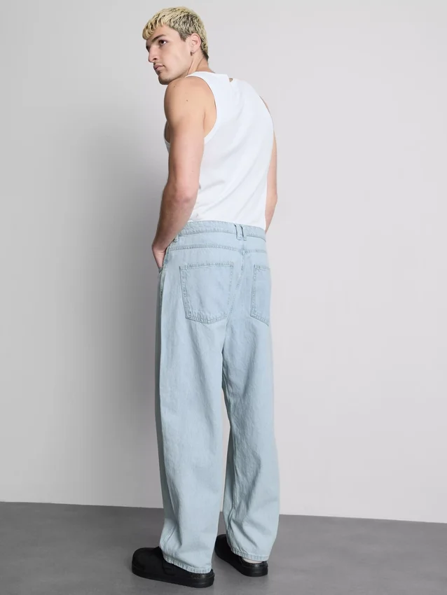 Baggy jeans med mellemhøj talje