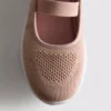 Ballerina-sneakers, der er nemme at tage på