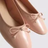 Ballerinasko med sløjfe i imiteret læder