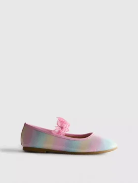 Ballerinasko med sommerfugleapplikation
