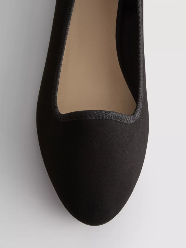 Balletflade sko i ruskind