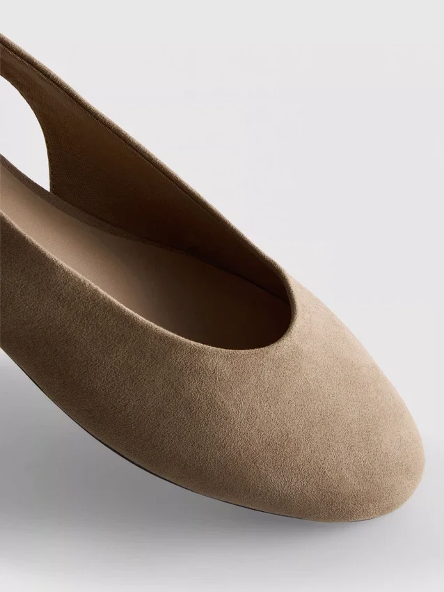 Balletflade sko med rem bagpå
