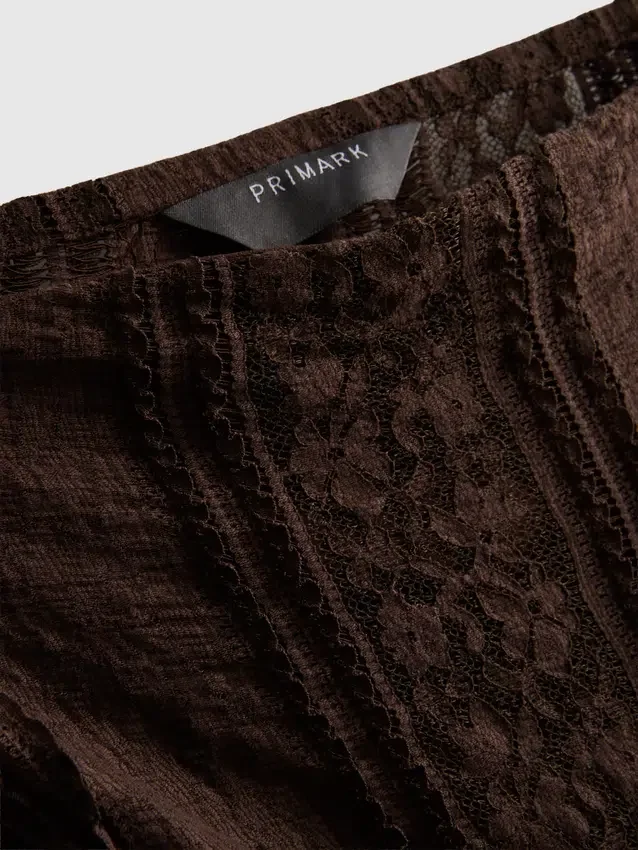 Bandeau-top i bomuldsblanding med blonder
