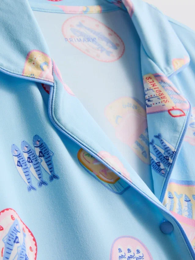 Bedrukt kort pyjamasser i boyfriend-stil
