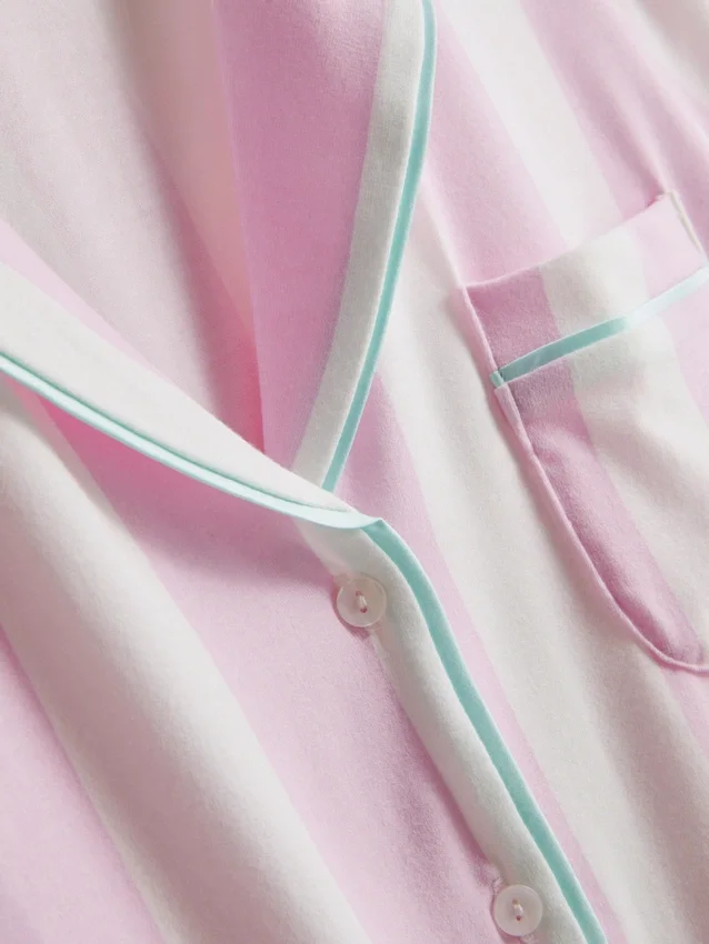 Bedrukt kort pyjamasser i boyfriend-stil