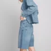 Bermudashorts i denim med rå kant