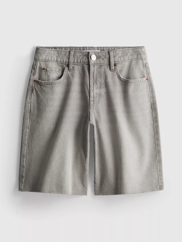 Bermudashorts i denim med rå kant