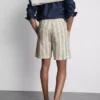 Bermudashorts med strukturerede striber