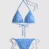 Bikinisæt med trekanttop og bindebånd i siderne
