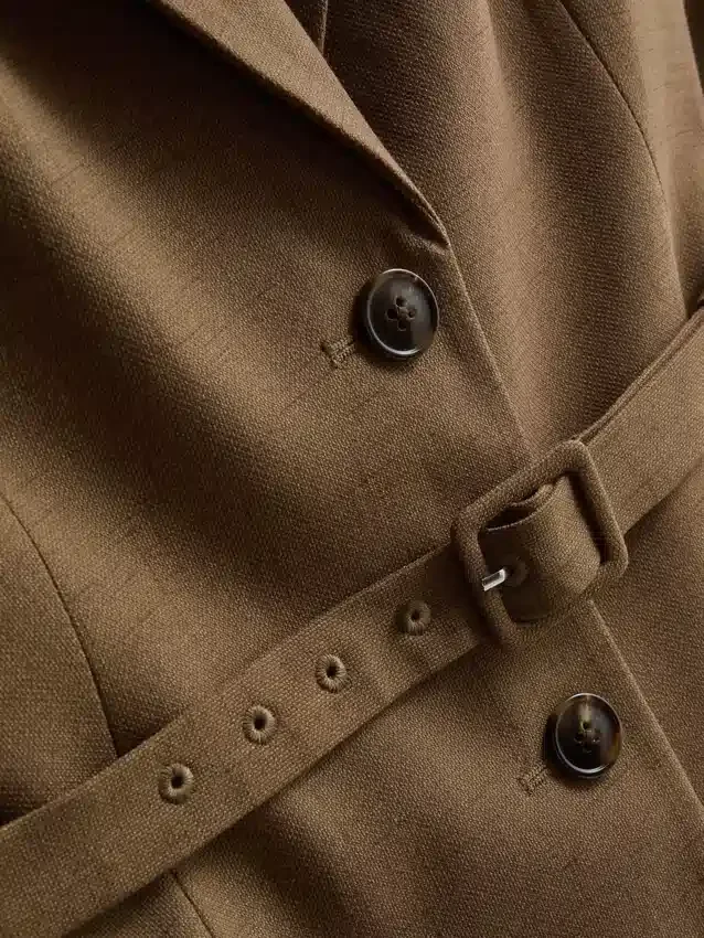 Blazer med korte ærmer og bæltedetalje