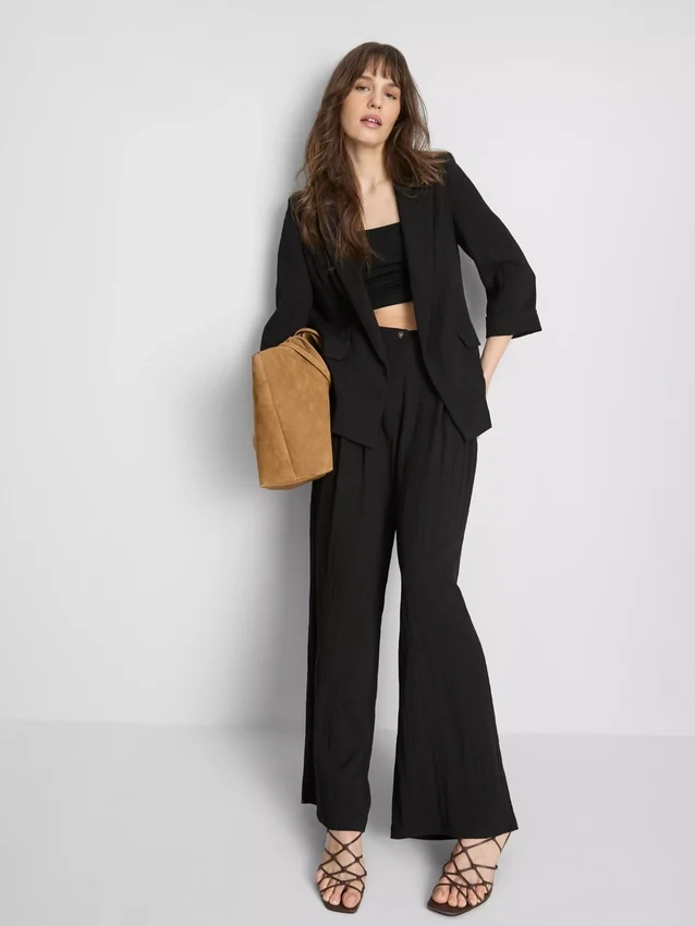 Blazer med struktur og skrå revers