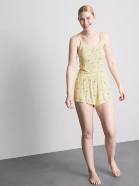 Blomstret ribbet pyjamasser