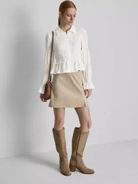Bluse med rynket peplum-kant