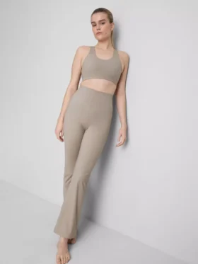Bodysculpt performance crop-top med udskæringer