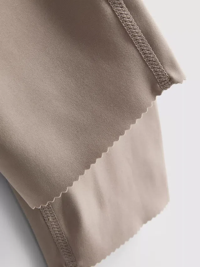 Bodysculpt performance leggings med mellemhøj talje