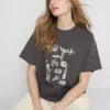 Boksformet bomulds-T-shirt med grafisk print