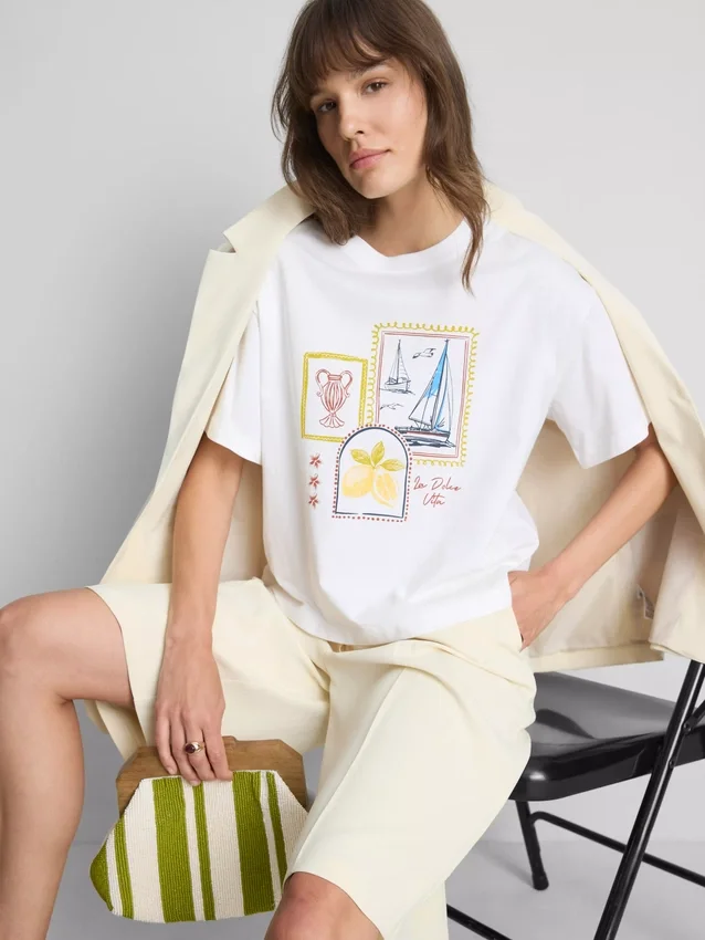 Boksformet bomulds-T-shirt med grafisk print