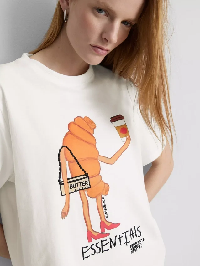 Bouffants and Broken Hearts bomulds-croissant-T-shirt