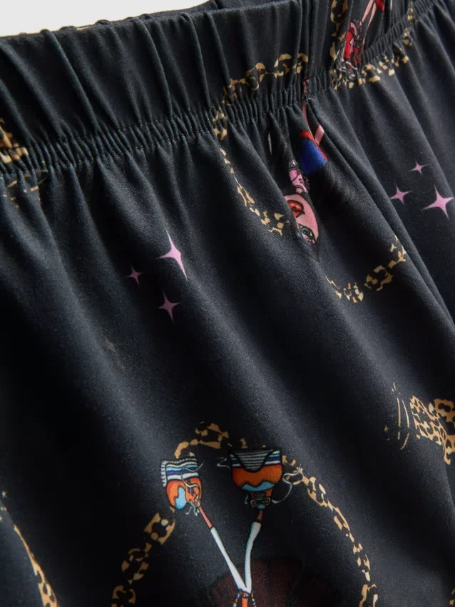 Bratz pyjamasser med grafisk print og korte bukser i boyfriend-stil