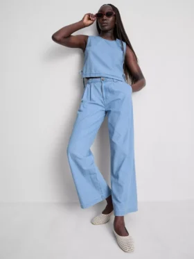Bredbenede jeans i plisseret bomuldsdenim