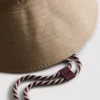 Buckethat med hagebånd