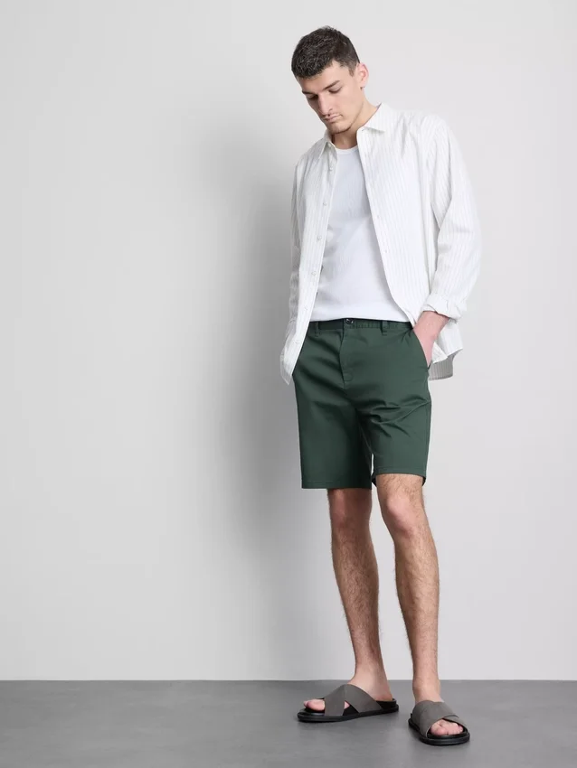 Chino-shorts med højt bomuldsindhold