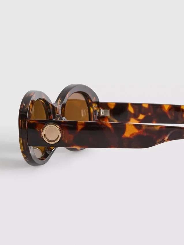 Chunky ovale solbriller