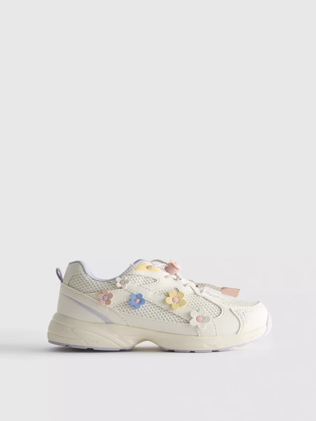 Chunky sneakers med blomsterdetaljer