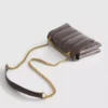 Crossbody-taske med klap