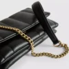 Crossbody-taske med klap