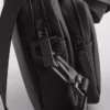 Crossbody-taske med lynlås