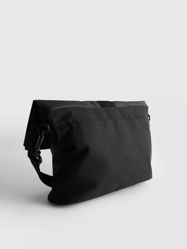 Crossbody-taske med spænde