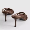Dekorerede sandaler med remme og hæl