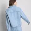 Denimjakke med påsyet lomme i bomuld