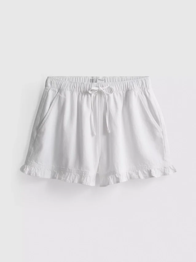Denimshorts med flæser i bunden