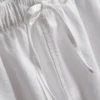 Denimshorts med flæser i bunden