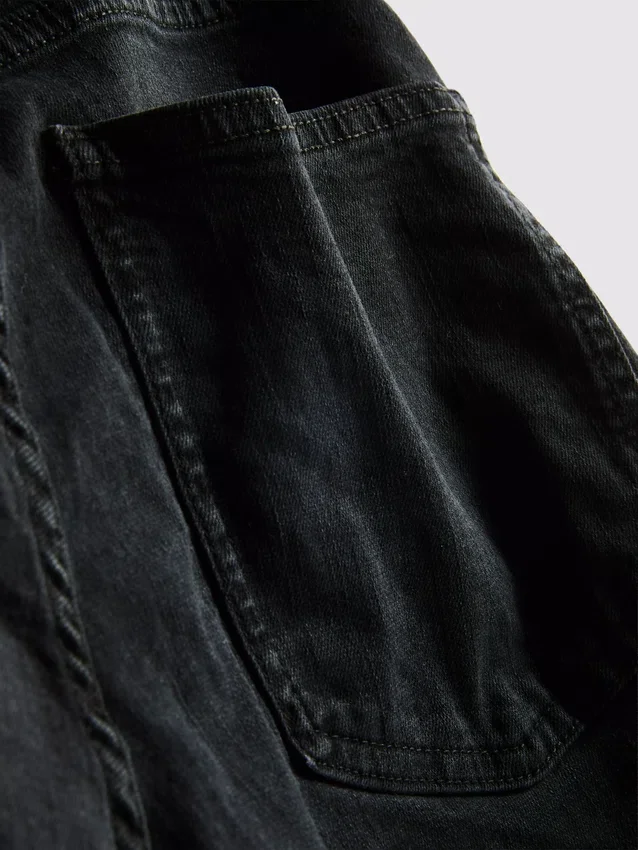Denimshorts med lige pasform