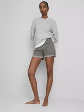 Denimshorts med mellemhøj talje og opsmøg