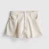 Denimshorts med plissering og udvidet ben i høj bomuldsandel
