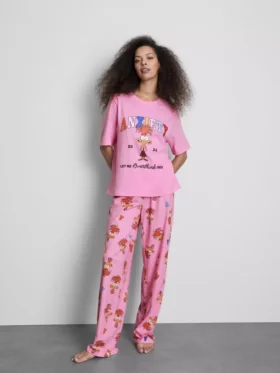Disneys Inside Out-pyjamasser med angstmotiv