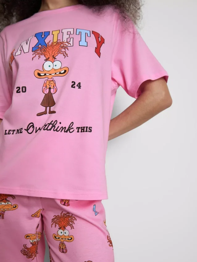 Disneys Inside Out-pyjamasser med angstmotiv