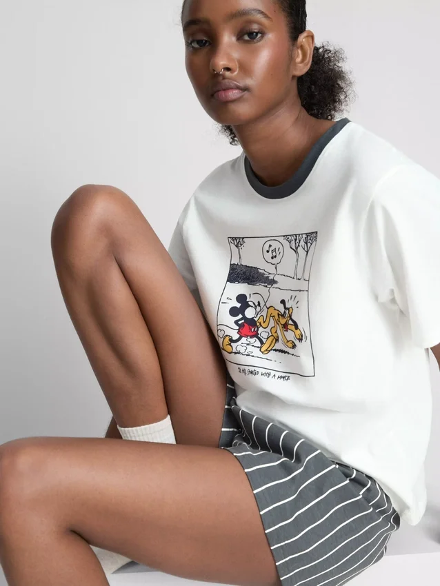 Disneys Mickey Mouse-pyjamasser med grafisk print