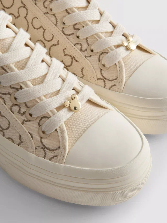 Disneys Mickey Mouse-sneakers i canvas med platform