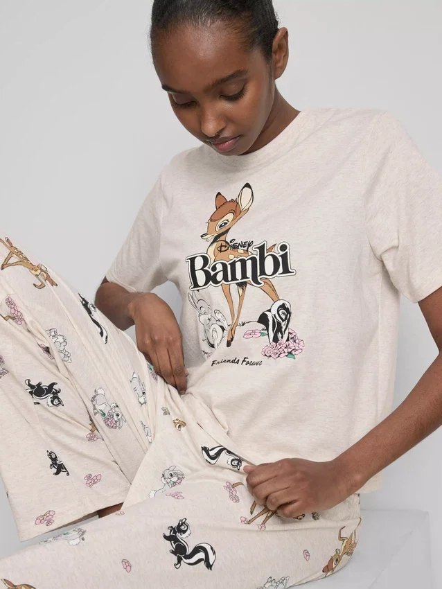 Disneys pyjamasser i bomuldsblanding med grafisk print