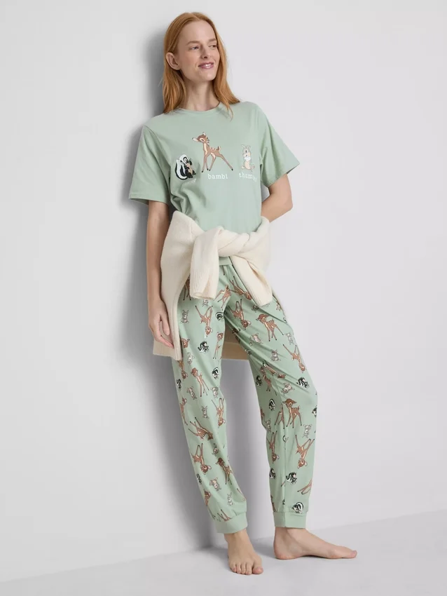 Disneys pyjamasser med Bambi-motiv